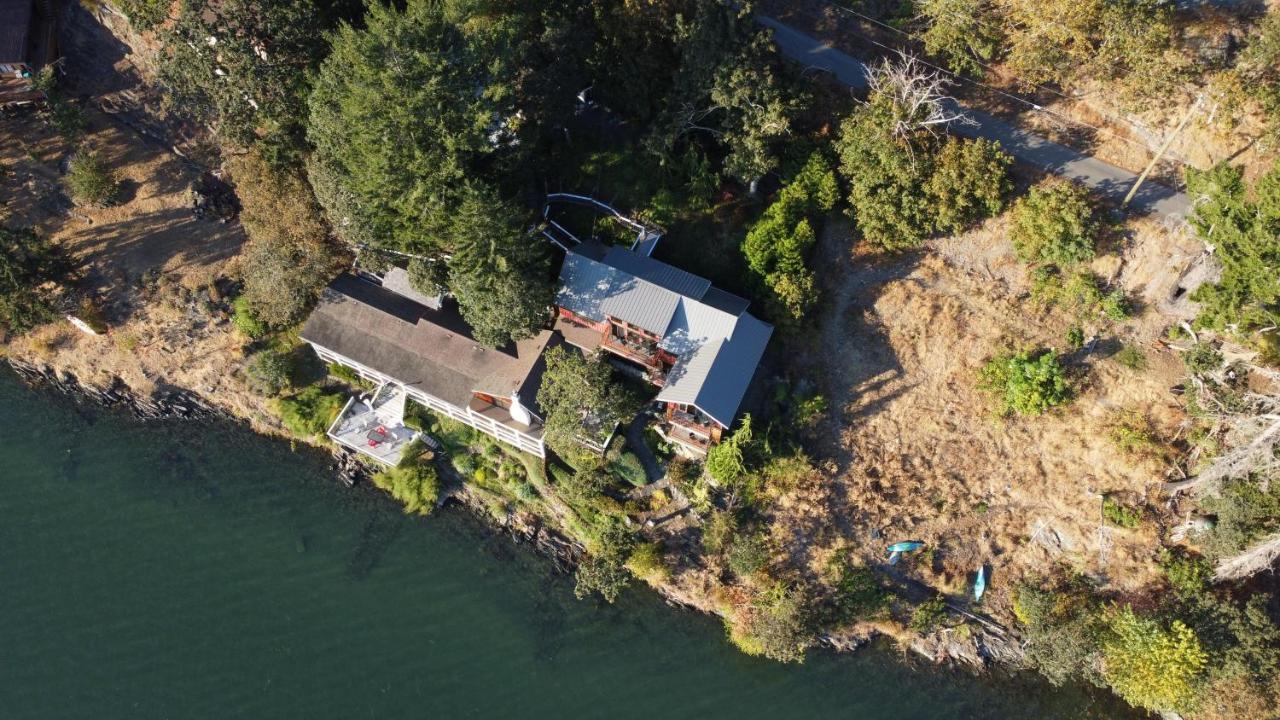 Salishan Chief Suite คาวิแกนเบย์ ภายนอก รูปภาพ