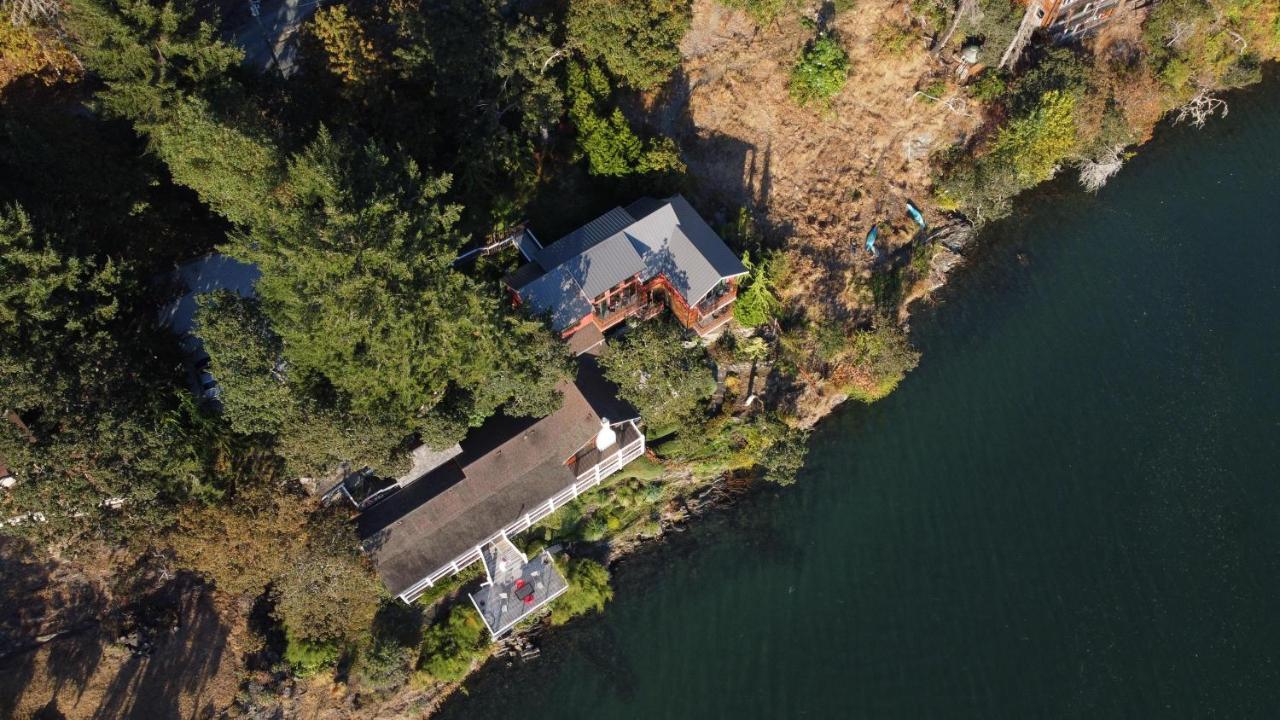 Salishan Chief Suite คาวิแกนเบย์ ภายนอก รูปภาพ
