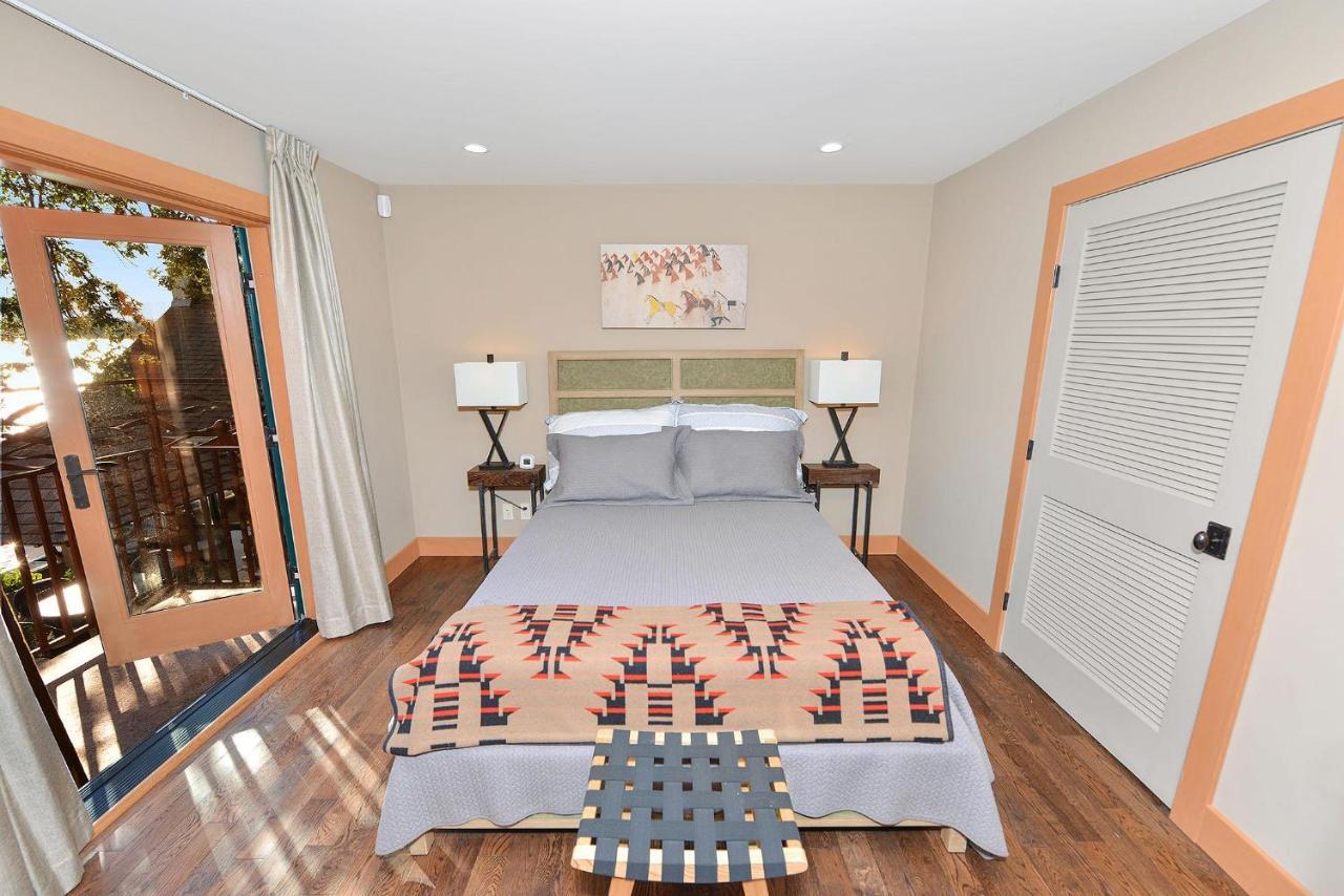 Salishan Chief Suite คาวิแกนเบย์ ภายนอก รูปภาพ