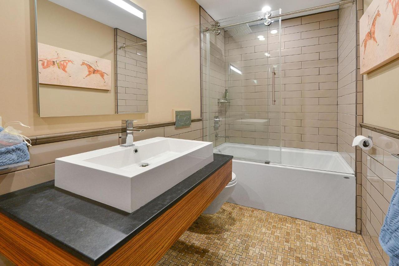 Salishan Chief Suite คาวิแกนเบย์ ภายนอก รูปภาพ